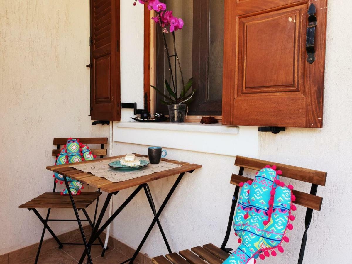Villa Perissa Thira Extérieur photo